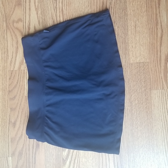 Nike skirt with shorts underneath size small (4-6) - Picture 6 of 6